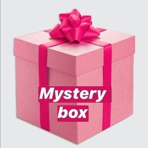 10 PIECE Mystery Box